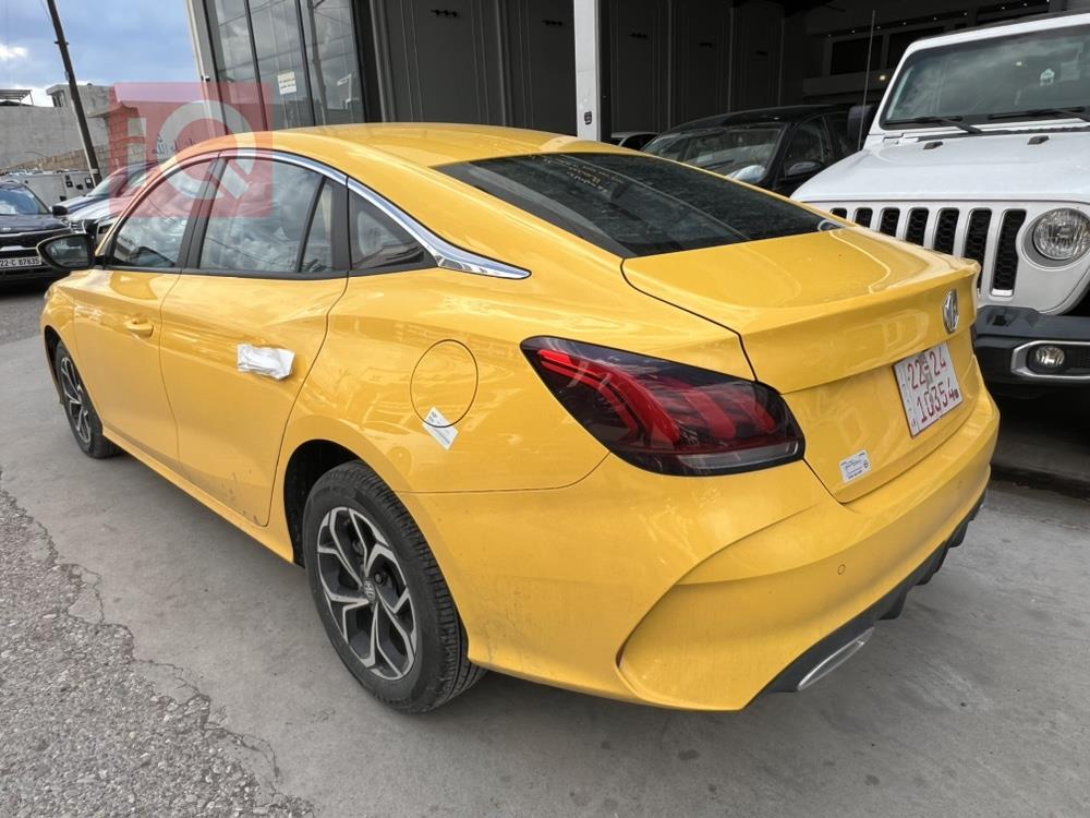ئێم جی GT